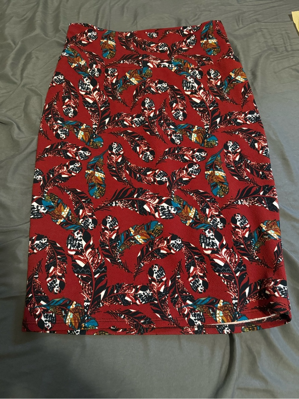 LuLaRoe Cassie pencil skirt Red with Feather-Pattern Pencil Skirt